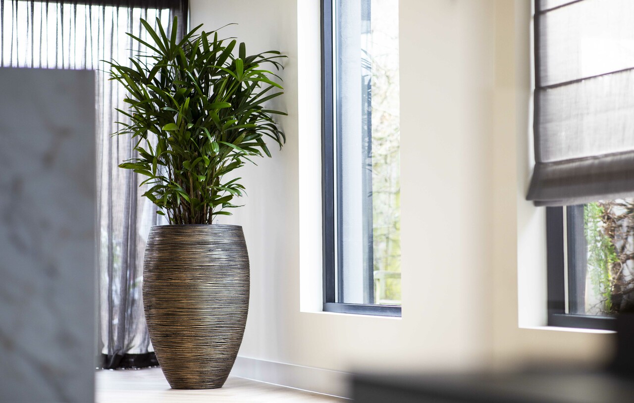 Vase Élégant Deluxe Rib NL Noir Or Vase Élégant Deluxe Rib NL Noir Or